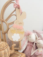 Load image into Gallery viewer, Easter Egg Hunt Countdown Sign Plaque
