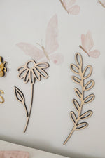 Load image into Gallery viewer, Daisy Floral Garden Wood Wall Decor Set Girls Bedroom
