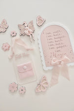 Load image into Gallery viewer, Affirmation Plaque Bow &amp; Scalloped frame
