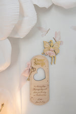 Load image into Gallery viewer, Christmas Key Door hanger Heart
